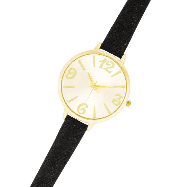 Fashion Watch With Leather Band